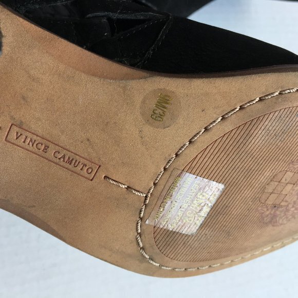 VINCE CAMUTO Peera Cutout Bootie Ankle Boots Back zip closure Womens Size‎ 9M - Picture 11 of 11